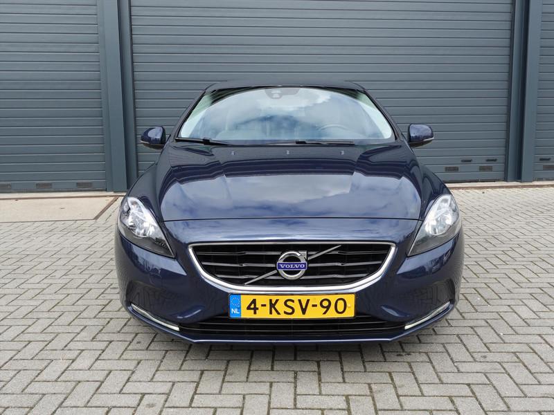 Volvo V40 1.6 D2 115PK Momentum 