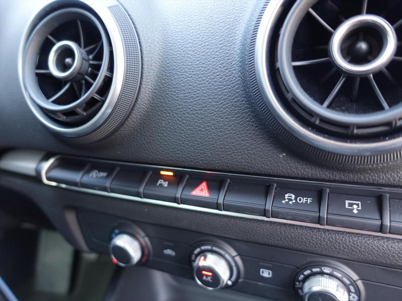 AUDI A3 1.2 TFSI 110pk Pro Line PDC/STOELVERWARMING/CRUISE/NAVI