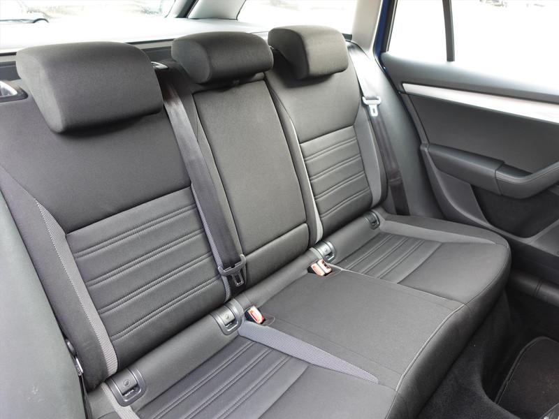 SKODA Octavia Combi 1.0 TSI 115pk RIJKLAAR TREKHAAK CARPLAY CLIMA PDC CRUISE 