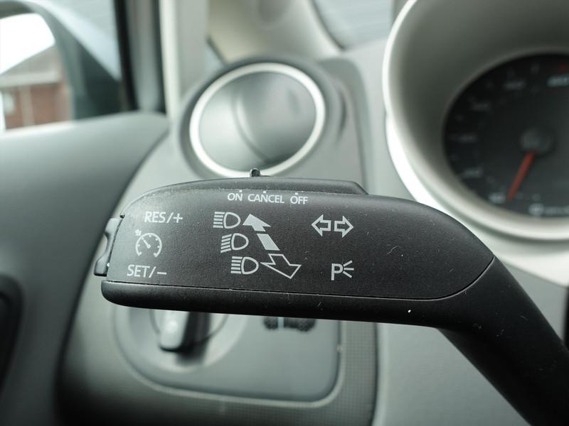 SEAT Ibiza 1.4 TREKHAAK/AIRCO/CRUISE