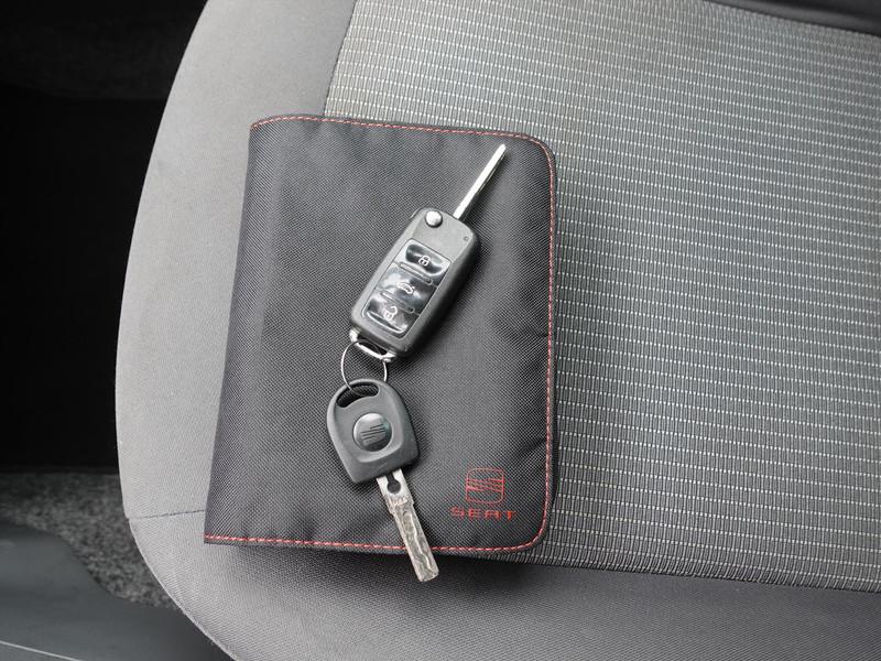 SEAT Ibiza 1.4 TREKHAAK/AIRCO/CRUISE