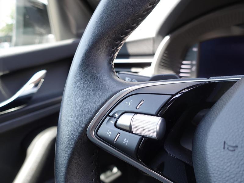 Skoda Kamiq 1.0 TSI DSG-7 Sport Business RIJKLAAR/PANORAMA/CLIMA/CARPLAY/CAMERA/NAVI/ELEKTR KLEP