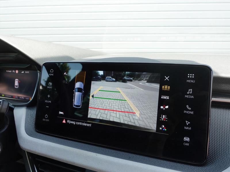 Skoda Kamiq 1.0 TSI DSG-7 Sport Business RIJKLAAR/PANORAMA/CLIMA/CARPLAY/CAMERA/NAVI/ELEKTR KLEP