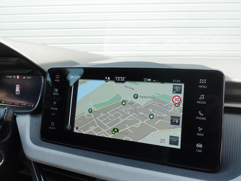 Skoda Kamiq 1.0 TSI DSG-7 Sport Business RIJKLAAR/PANORAMA/CLIMA/CARPLAY/CAMERA/NAVI/ELEKTR KLEP