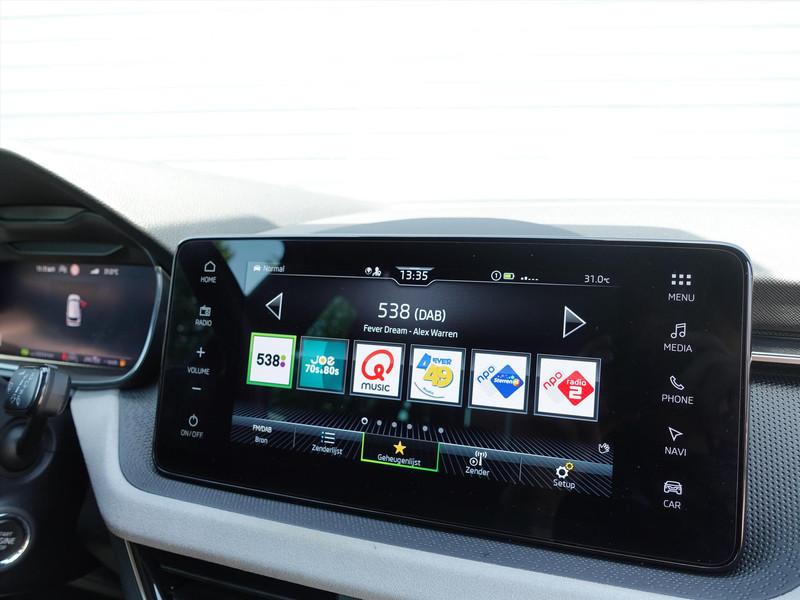 Skoda Kamiq 1.0 TSI DSG-7 Sport Business RIJKLAAR/PANORAMA/CLIMA/CARPLAY/CAMERA/NAVI/ELEKTR KLEP