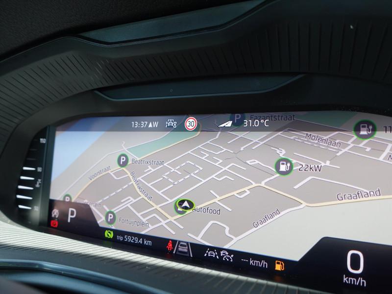 Skoda Kamiq 1.0 TSI DSG-7 Sport Business RIJKLAAR/PANORAMA/CLIMA/CARPLAY/CAMERA/NAVI/ELEKTR KLEP