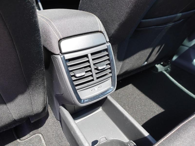 Skoda Kamiq 1.0 TSI DSG-7 Sport Business RIJKLAAR/PANORAMA/CLIMA/CARPLAY/CAMERA/NAVI/ELEKTR KLEP