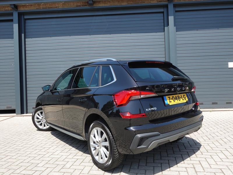 Skoda Kamiq 1.0 TSI DSG-7 Sport Business RIJKLAAR/PANORAMA/CLIMA/CARPLAY/CAMERA/NAVI/ELEKTR KLEP