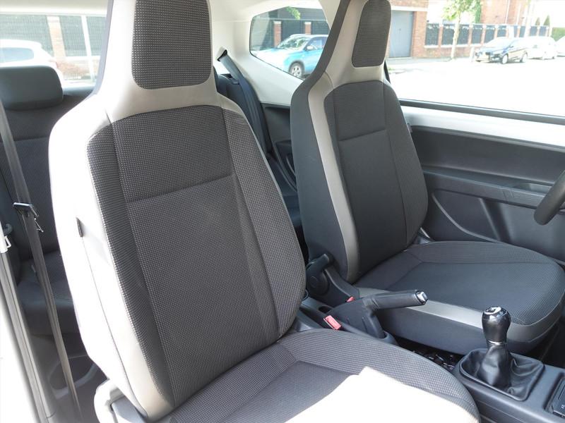 VOLKSWAGEN Up! 1.0 High up! NL AUTO/RIJKLAAR/1E EIGENAAR/AIRCO/NAVI