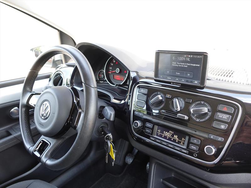 VOLKSWAGEN Up! 1.0 High up! NL AUTO/RIJKLAAR/1E EIGENAAR/AIRCO/NAVI