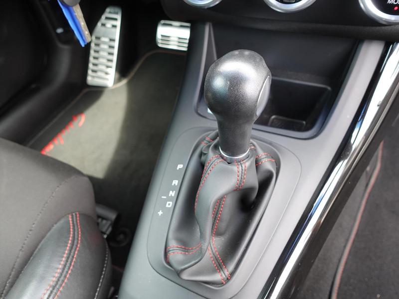 ALFA ROMEO Giulietta 1.4 Turbo MultiAir 170pk AUTOMAAT/CRUISE/PDC/AIRCO