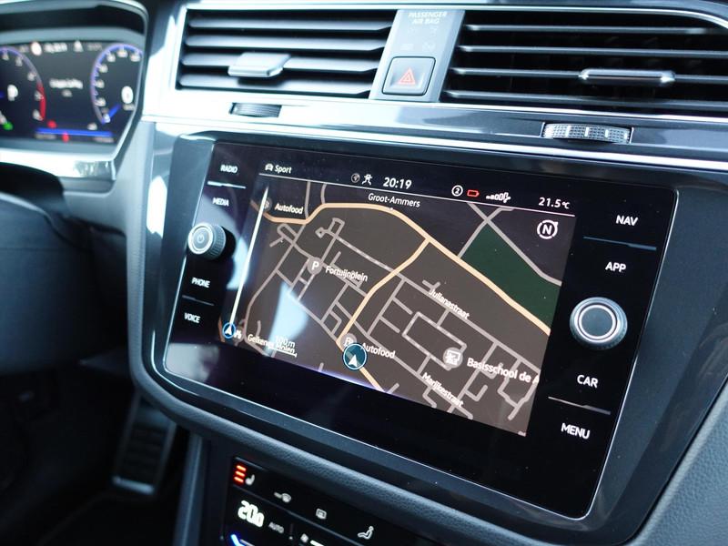 Volkswagen Tiguan 1.5 TSI DSG R-Line Black Style RIJKLAAR/TREKHAAK/PANO/DCC/H&K/360*CAMERA/MATRIX LED