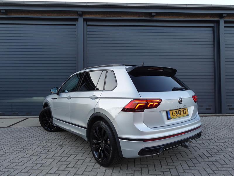 Volkswagen Tiguan 1.5 TSI DSG R-Line Black Style RIJKLAAR/TREKHAAK/PANO/DCC/H&K/360*CAMERA/MATRIX LED