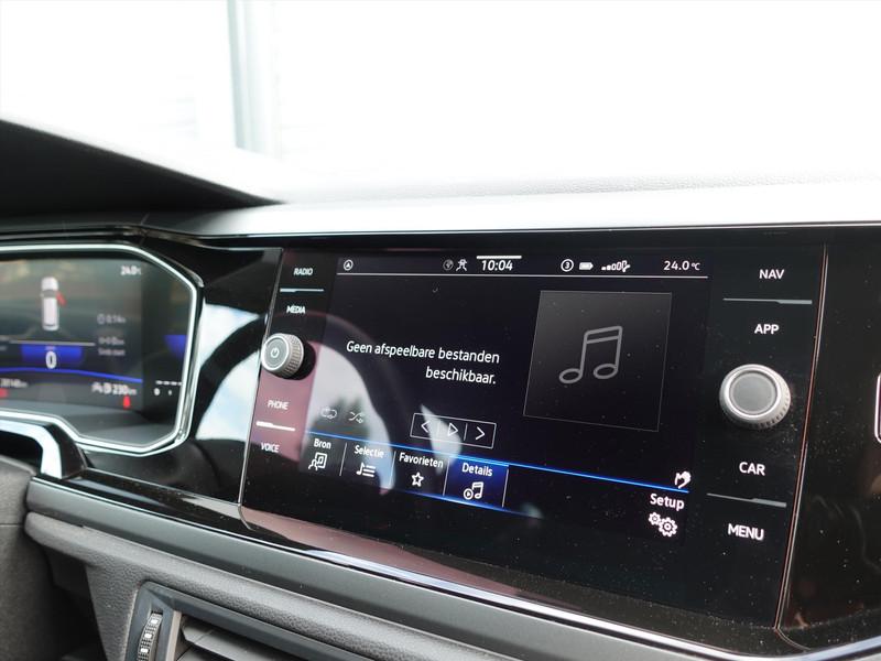 VOLKSWAGEN Taigo 1.0 TSI 110pk R-Line RIJKLAAR/IQ LED/STOELVERWARMING/CARPLAY/PDC/