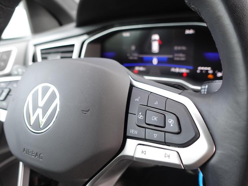 VOLKSWAGEN Taigo 1.0 TSI 110pk R-Line RIJKLAAR/IQ LED/STOELVERWARMING/CARPLAY/PDC/