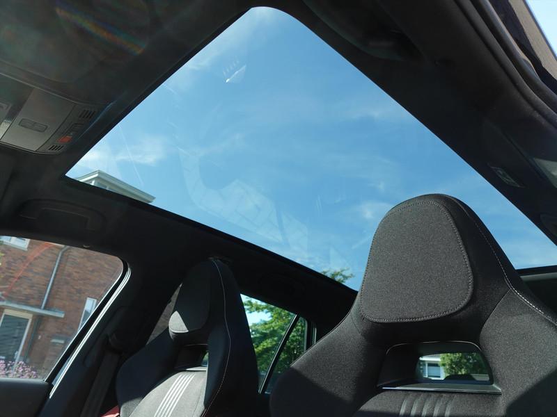 SKODA Kamiq 1.0 TSI 110pk DSG Monte Carlo RIJKLAAR/PANO/KEYLESS/MATRIX/CAMERA/CARPLAY/ACC
