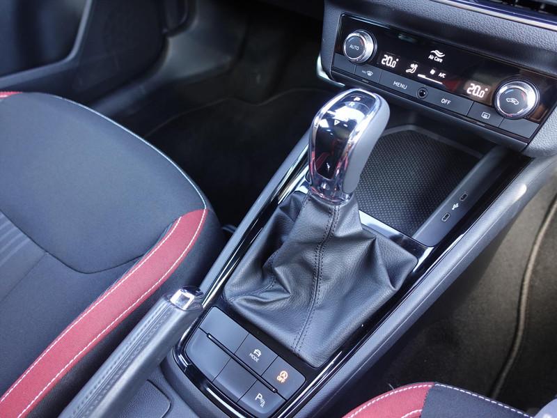 SKODA Kamiq 1.0 TSI 110pk DSG Monte Carlo RIJKLAAR/PANO/KEYLESS/MATRIX/CAMERA/CARPLAY/ACC