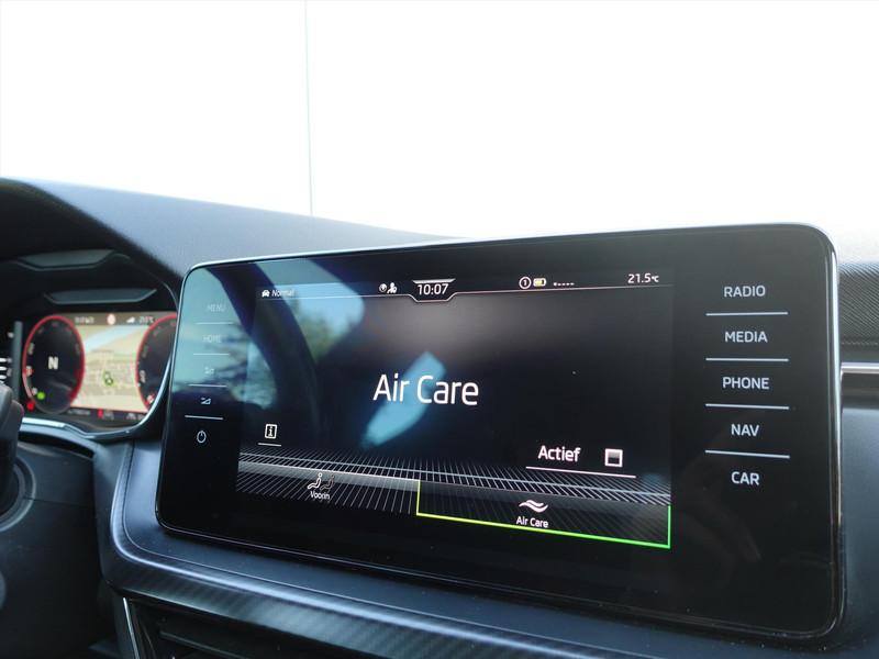 SKODA Kamiq 1.0 TSI 110pk DSG Monte Carlo RIJKLAAR/PANO/KEYLESS/MATRIX/CAMERA/CARPLAY/ACC